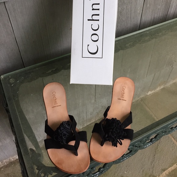 Adorable Cochni 🇮🇹 Black Suede Leather Sandal - Picture 1 of 5